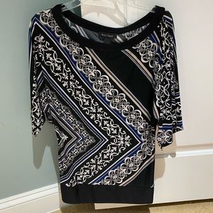 White House Black Market tunic top. Size small.